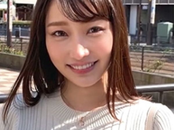 【素人】フェロモン全開の関西美人ド変態お姉さんがオナニーしながらの超絶フェラ！ベロチューハメ撮りSEXで性欲爆発！