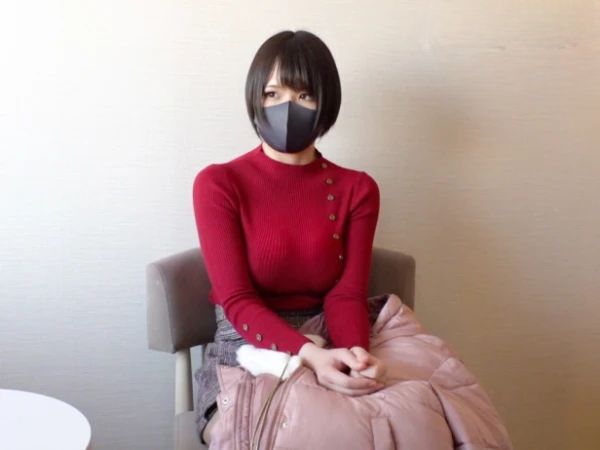 【ナンパでゲット！爆乳ナースの生ハメ】 街中で見つけたショートカット美女とホテルで濃厚セックス！ 圧巻のパイズリに暴発寸前！