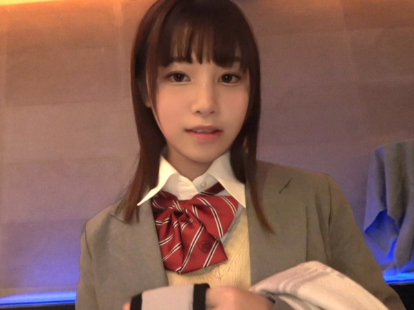 【美少女】幼い少女がおじさんチンポで気持ちよくなっちゃうw従順ないい子にはご褒美の鬼ピス膣責めをプレゼントwww