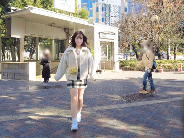 【清楚な見た目とは裏腹に…】 素人娘の隠れた性欲が覚醒！ デカチン相手にねっとりフェラで男を骨抜きに♡