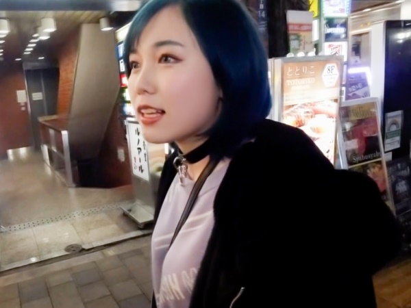 【巨乳小悪魔の逆レイプ】『もっと感じなよ♡』激カワ巨乳娘がM男くんを翻弄！チンポを弄んでから自ら跨り、ガンガン腰振りでイカせまくる！小悪魔スマイルがたまらない！