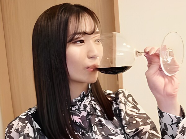 【アプリで見つけた人妻】『久しぶりのセックス…』欲求不満な奥さんが剛毛マ●コを激しくセルフピストン！正常位から騎乗位へ…人妻の淫らな腰使いでチ●ポがトロける！！