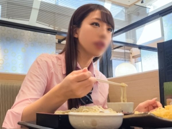 【制服美少女と車内デート】「我慢できない…」車内でフェラ抜き♥ ホテルでは制服着たまま生ハメSEX！ウブな美少女の生々しいハメ撮り映像がエロすぎる！