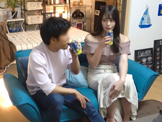 【ナンパ成功！ラウンドガール美女の淫らな本性】『ダメ…見ちゃダメ…』華やかなルックスの美女が盗撮されながらガチイキ！ナンパされ、知らない間に撮られてるとも知らずに、本気で感じまくる痴態がヤバすぎる！美ボディを震わせて乱れる姿は必見！