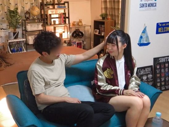 【黒髪ポニテの素人娘】22歳のウブな女子を自宅に誘い込み、緊張気味の彼女を優しくほぐしてエッチな気分に♡ 甘えるような声で感じる姿がたまらない！パコパコ濃厚セックスで大人の階段を上る！