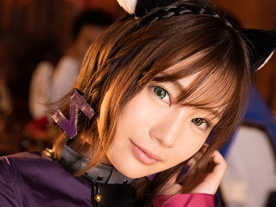 【コスプレ】異世界で出会った鈴村あいりと3Pで生ハメ♡チンポで突かれる度に喘ぐ淫獣に中出しをお見舞いする！