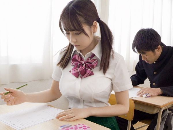 【巨乳アイドル乱交】『初めてで…感じちゃう…』Gカップのクラスマドンナが禁断の種付けパーティー!連続で注がれる熱い液に、敏感ボディが痙攣しまくり!!