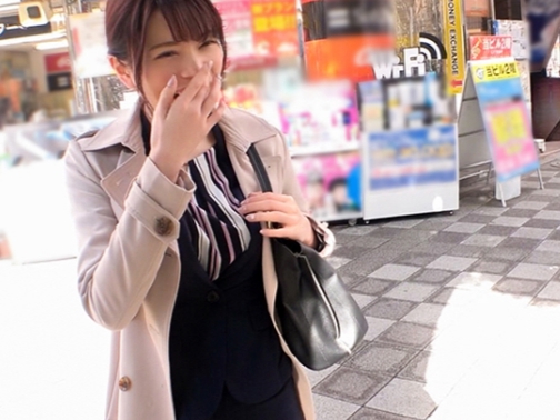 【美脚OLの淫らなオフィス】『ダメ…仕事中なのに…』スーツ姿のセクシーお姉さんがデスクで激しく感じまくり！ピストンで乱れ、顔に特濃ザーメンぶっかけられる！♡