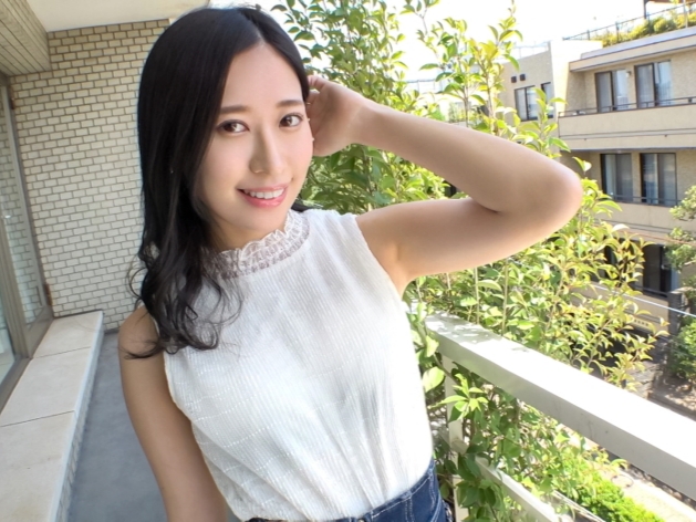 【美乳お姉さんの乱れセックス】『気持ち良すぎる…』スレンダー美ボディのお姉さんが肉棒に悶える！美しいカラダを震わせ、大胆に乱れる姿に超興奮！！