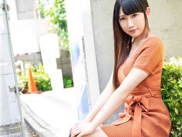 【アイドル級メイド】パイパン美少女が素人宅でご奉仕プレイ！メイドカフェの天使がフェラから腰振りSEXまでたっぷりサービス♡