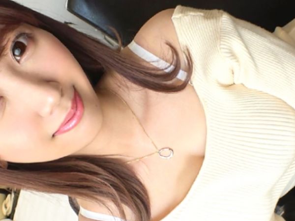 【清楚系ビッチのギャップがヤバい！】『ダメ…そんなに激しく…♡』清純そうな美乳お姉さんが実はヤリマン！マンコをガチピストンで責められ、感じまくる姿はエロすぎる！清楚な見た目とのギャップに興奮間違いなし！