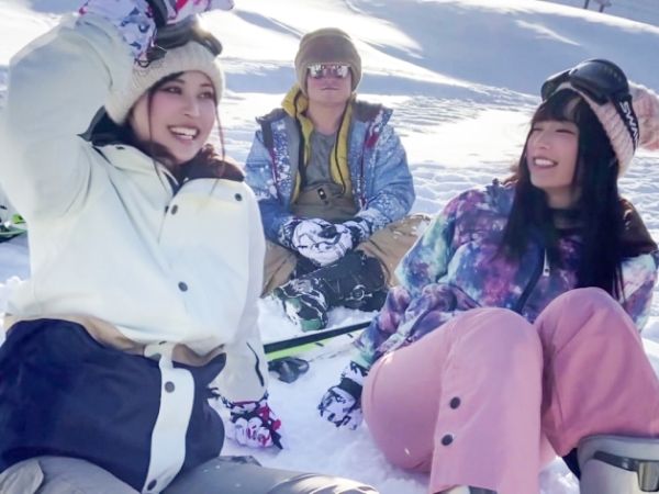 【JDスキー旅行の裏側】『もうダメ…イっちゃう…』雪山でナンパされた女子大生コンビが性欲モンスターに！アヘ顔全開で連続アクメしちゃう過激な冬の思い出♡