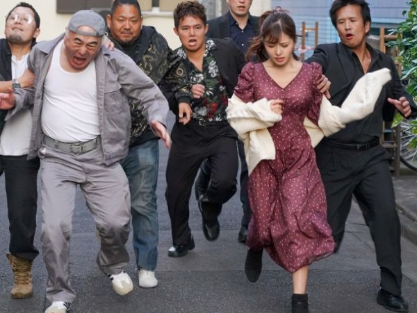 【NTR】地元で再会した元カレとの甘い時間…しかし、夜職時代のストーカー客が現れ、全てが崩壊！愛する彼の目の前で、無理やり犯され、汚されてしまう…胸糞悪い現実に絶望！！