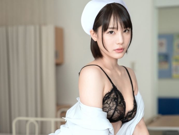 【淫乱ナースの裏の顔】清楚系看護師が病院内で患者を誘惑！白衣の天使がチ○ポを求めて日々奮闘中♡ 患者の勃起チ○ポを優しく手コキ＆フェラで癒し、最後は生挿入で中出しセックス！