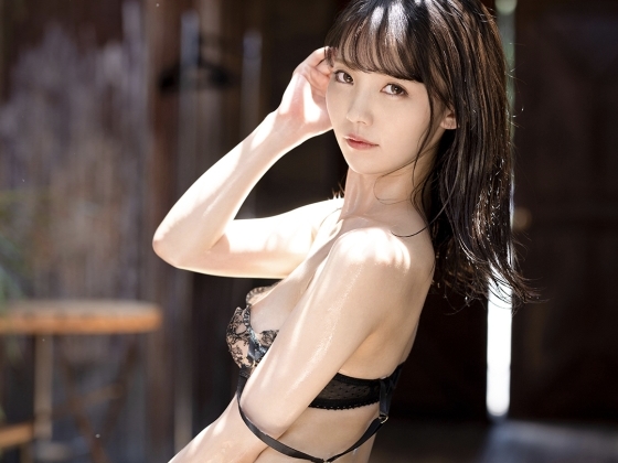 【絶頂トランス】美乳美少女が敏感ボディを刺激され、快感の渦に飲み込まれる!理性崩壊、イキまくりで止まらない!!